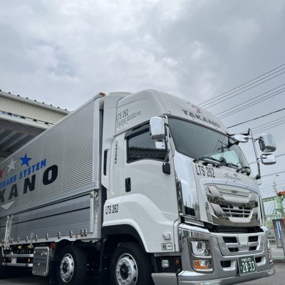 大型車納車されました！ - 髙野商運グループ - お知らせ